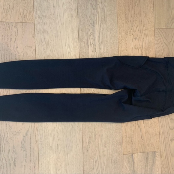 Lululemon Invigorate High Rise Tights 28” Black Size 2 - Picture 5 of 7